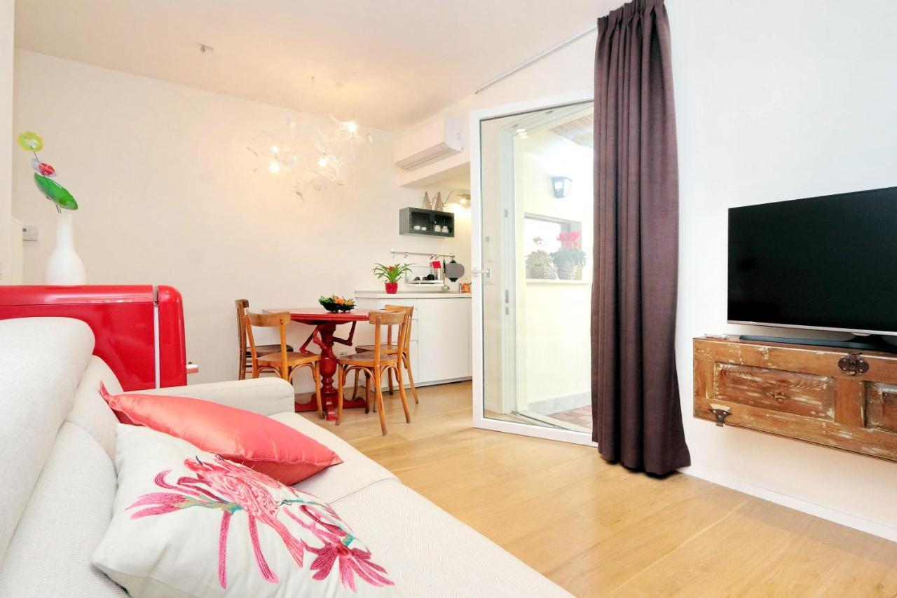 Colosseum Stylish Apartment Rom Exterior foto